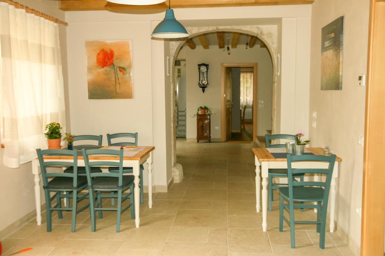 Casa Lenka 호텔 Malchina 외부 사진